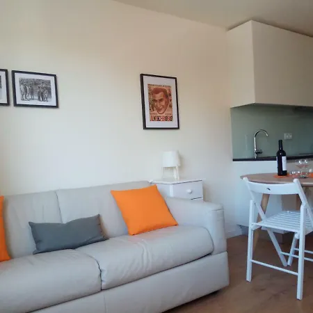 Aniki Bobo Apartment